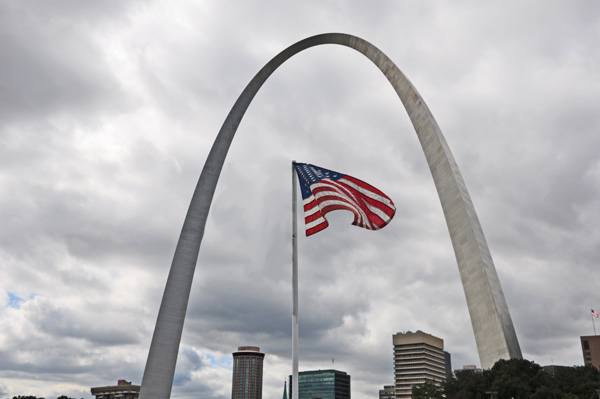 St. Louis / Saint Louis City Flag (Missouri, USA) on Flagpole with