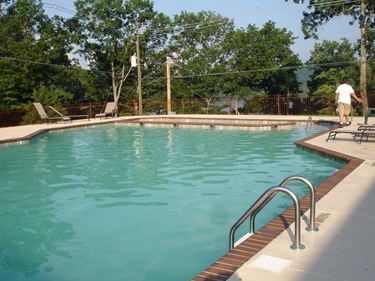 The salt-water swimming pool 