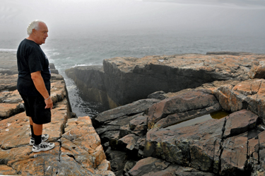 Ancient magma flows formed this black dike at Schoodic Head.