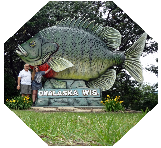 The two RV Gypsies with the Big Fish monument