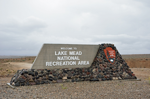 sign: welcome to Lake Mead National Recreational area