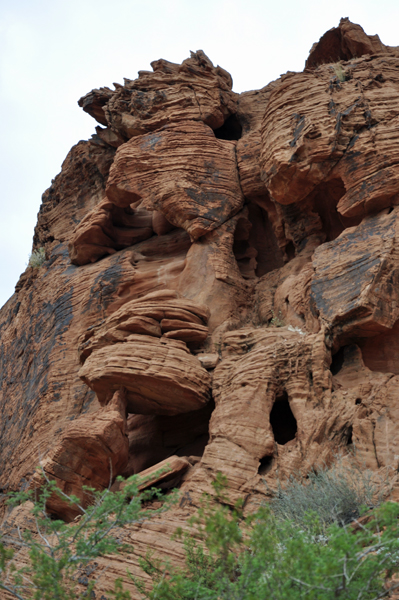 Petroglyph Canyon Trail cliffs