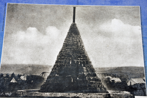 The earliest photo of the Tepee Fountain