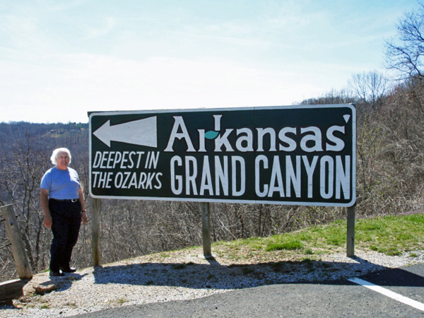 Lee Duquette and the Grand Canyon of the Ozarks sign - 2006