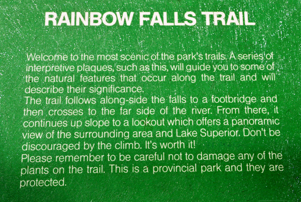 sign about the rainbow falls trail