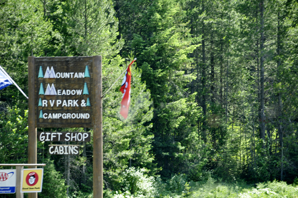 the entry to Mountain Meadow RV Park