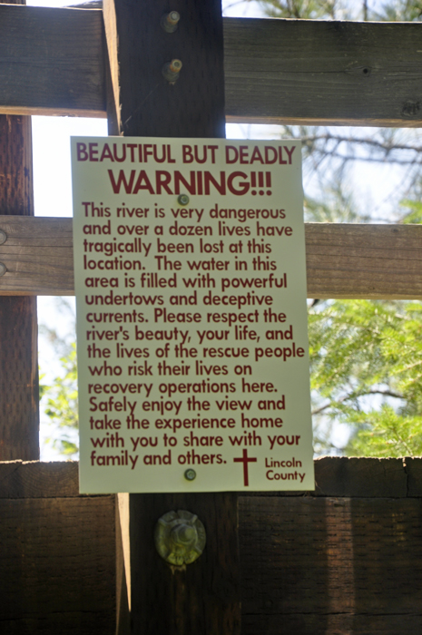sign warning that the Kootenai River is dangerous