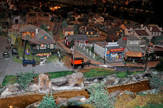 Roadside America Indoor Miniature Village