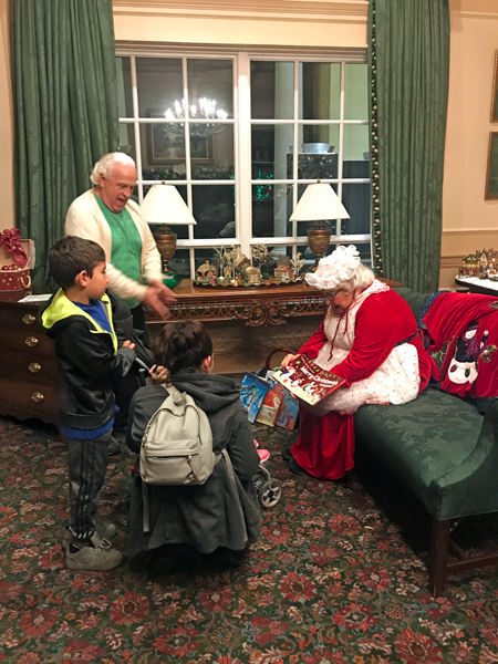 Mrs. Claus reading stories