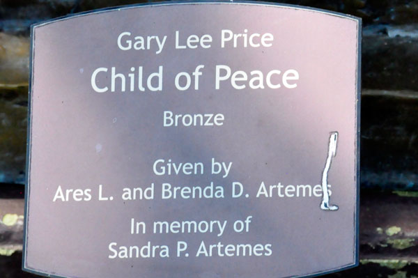 plaque Child of Peace;