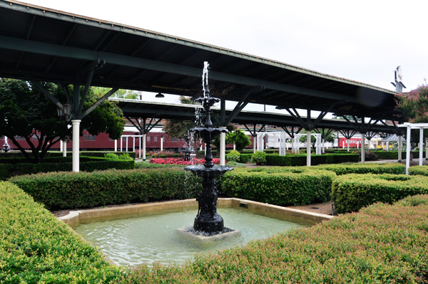 water fountain at the Chattanooga Choo-Choo
