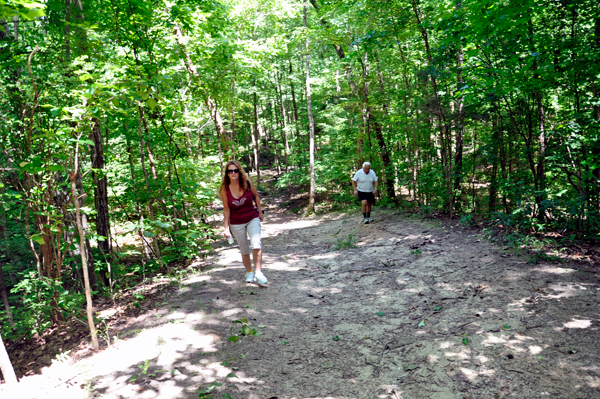 Lee Duquette and Ilse hiking at Tombigbee State Park