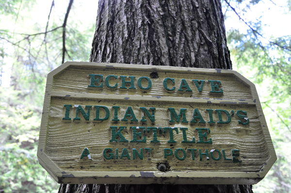 sign: Echo Cave