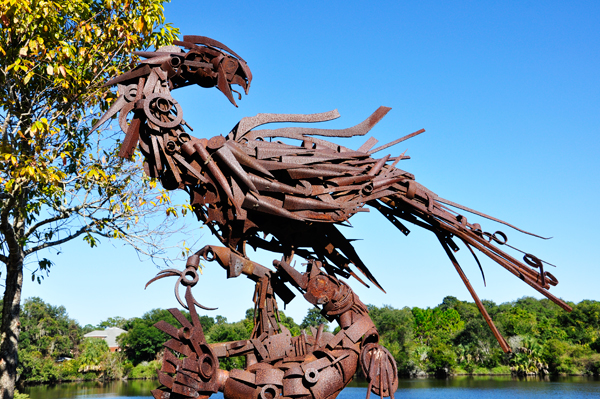 Sinornis sculpture