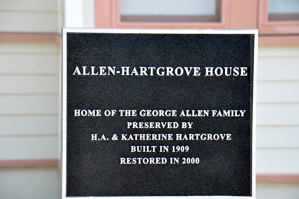 Allen-Hartgrove House sign