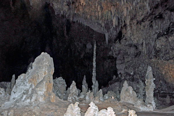 stalactites, stalagmites and columns