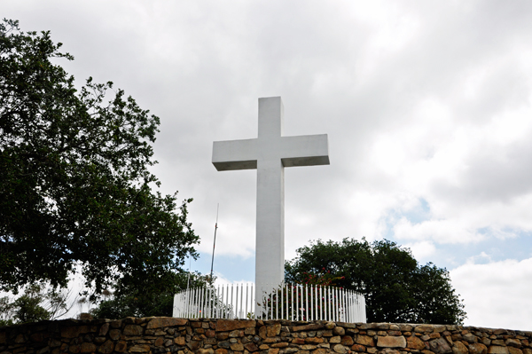 giant cross at Mount Helix