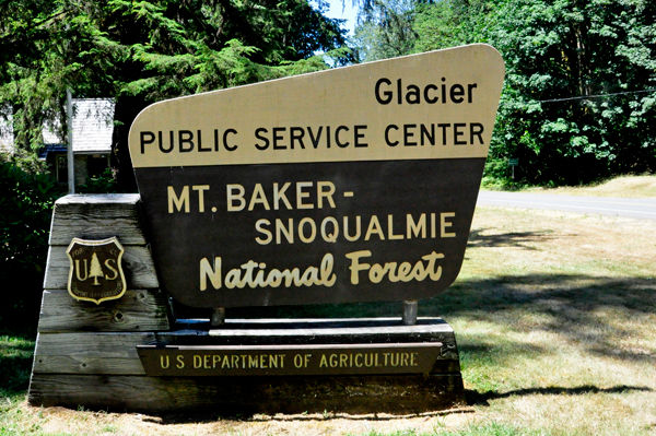 Mount Baker Snoqualme National Forest sign