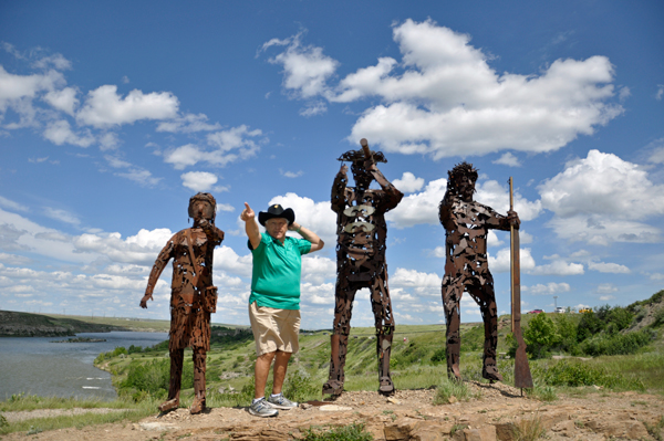 Lewis, Clark, and Sacagawea statues and Lee Duquette