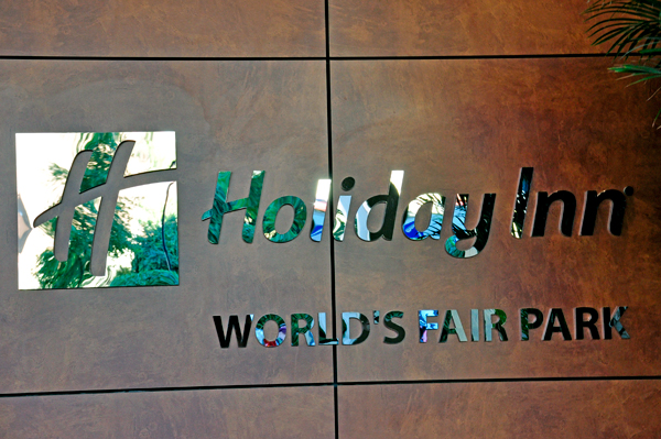 sign: Holiday Inn at Worlds Fair Park