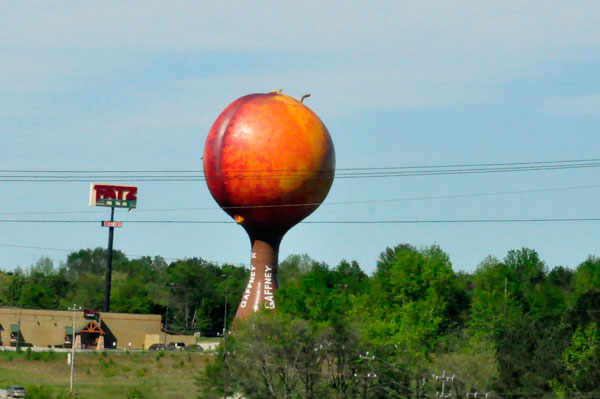 The Big Peach in Gaffney