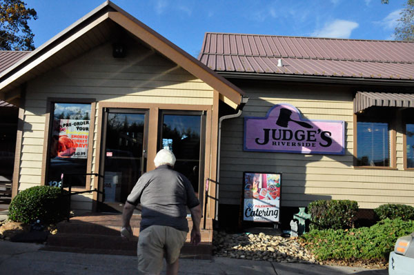Lee Duquette entering Judge's Riverside Restaurant