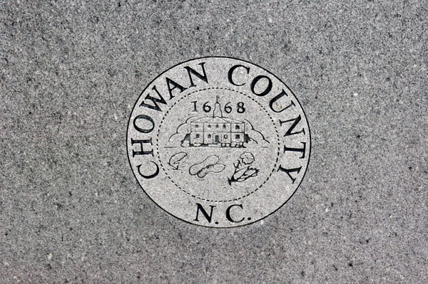 Cowan County NC 668 plaque and emblem