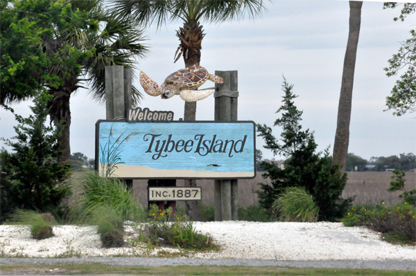 Welcome to Tybee Island Sign in 2021