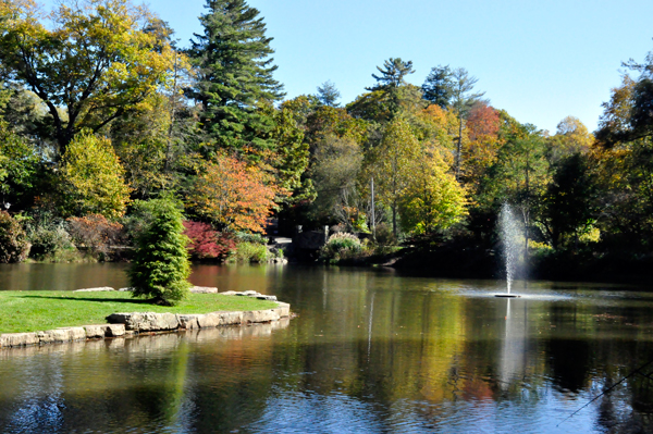fall colors and fountain