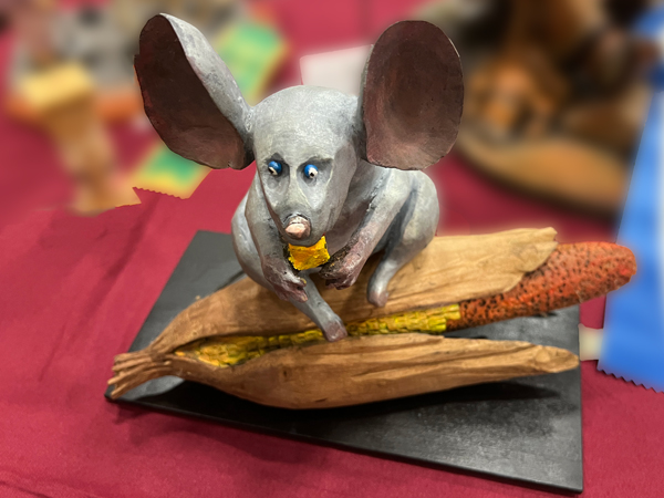 mouse, cheese, corn woodcarving