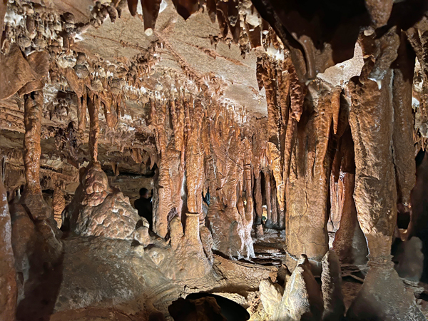 n Endless Caverns