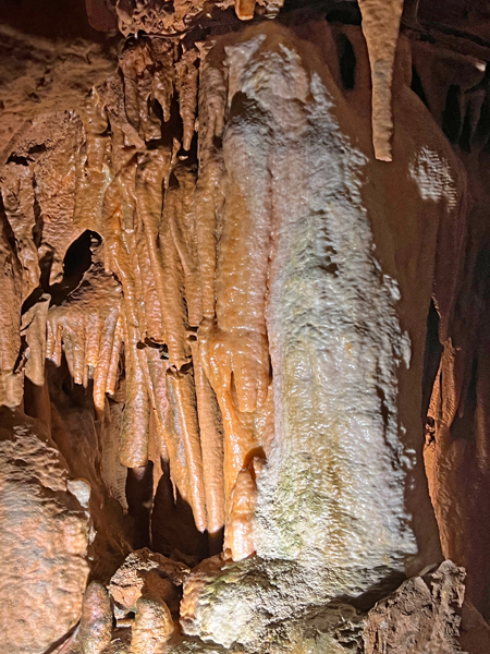 colored lights in Shenandoah Caverns