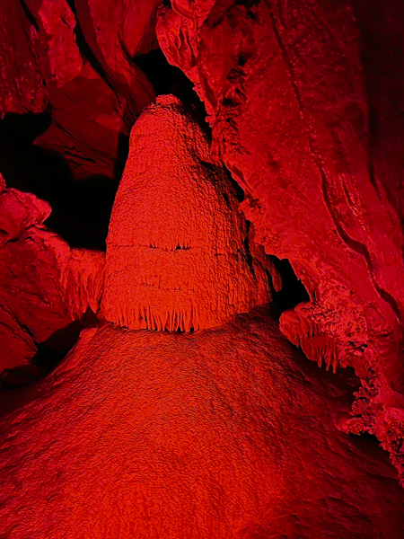 red lights in Shenandoah Caverns