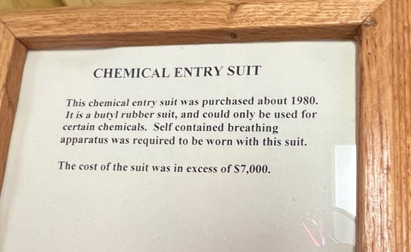 description of a Chemical Entry Suit
