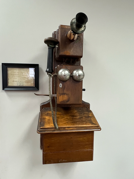1895 Telephone