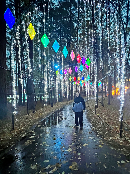 Lee Duquette in the lighted walkway