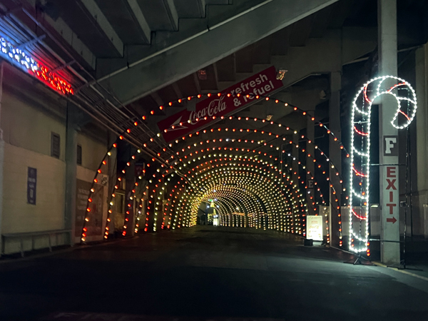 red and white tunne lights