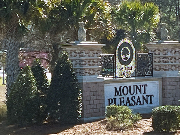 Mount Plaeasant sign