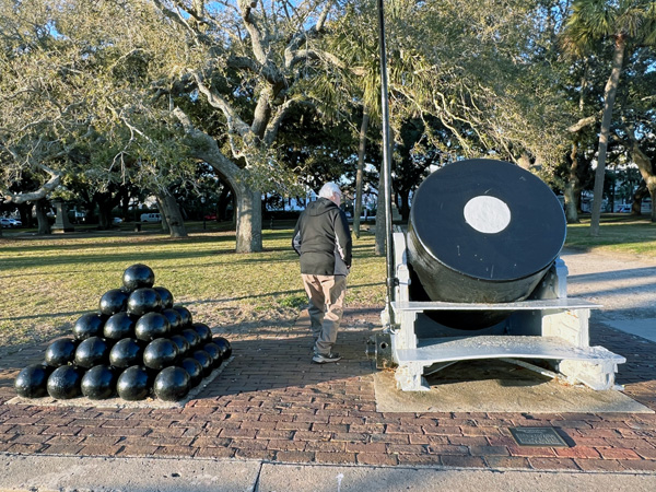 cannon balls and cannon in White Point Garden Park and 