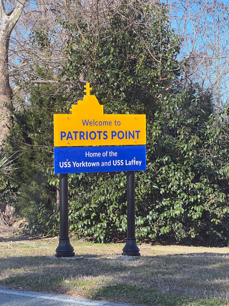 Welcome to Paatriots Point sign
