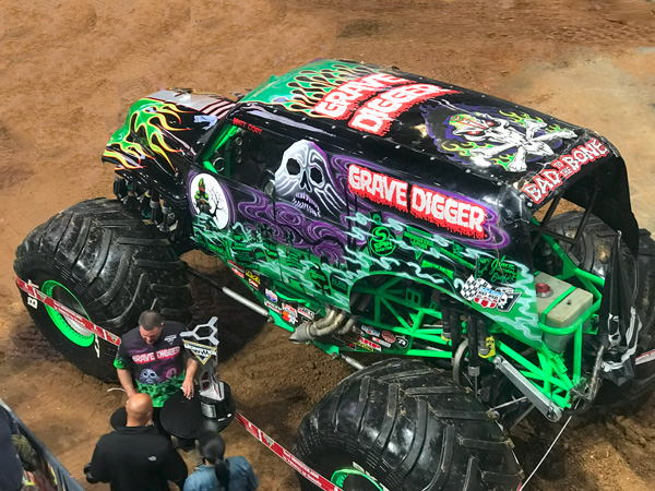 Grave Digger Monster Truck