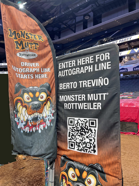 Monster Mutt Rottweiler flag