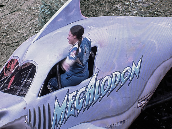 Ashley Sanford, Megalodon driver