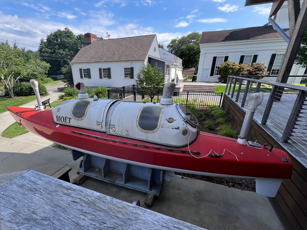 tango, a pedal boat