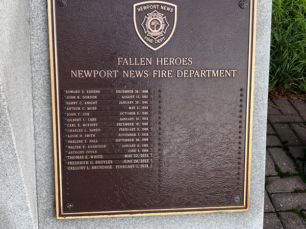 Fallen fireman plaque