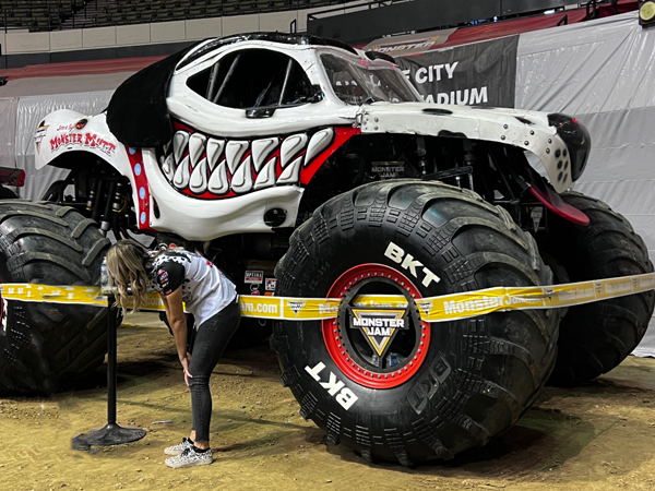 Monster Mutt Dalmation and Jamie Sullivan