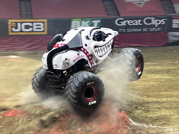 Jamie Sullivan in Monster Mutt Dalmatian