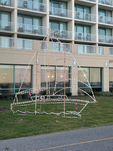 Christmas decoration on Virginia Beach