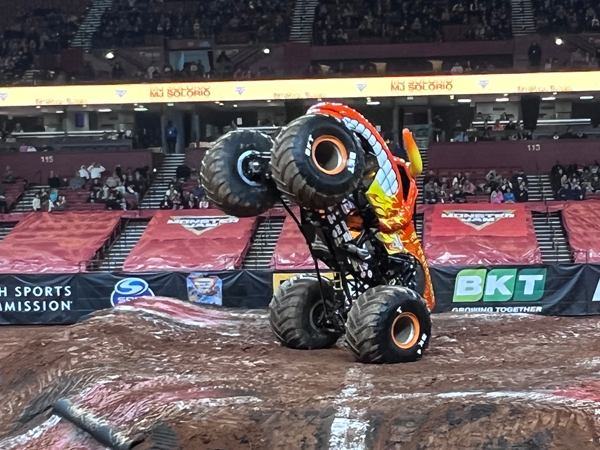 MJ Solorio in El Toro Loco