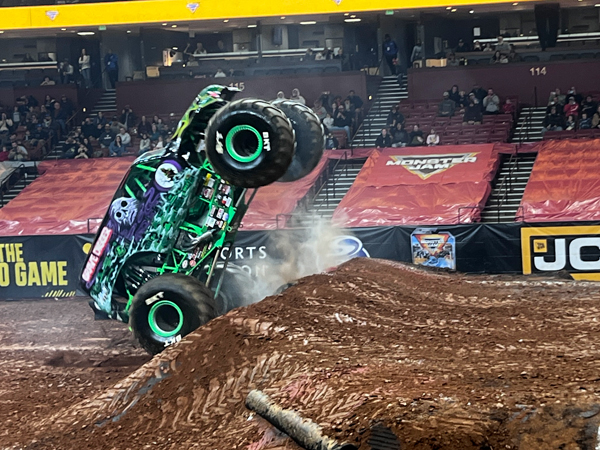 Krysten Anderson in Grave Digger